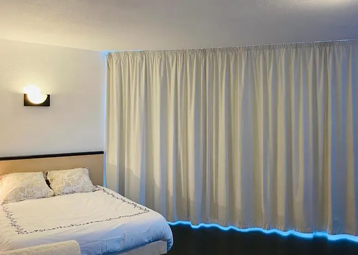 Superbe Avec De Parking Gratuit Sur Place Lourdes