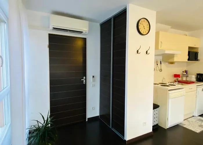 Apartment Superbe Avec De Parking Gratuit Sur Place *